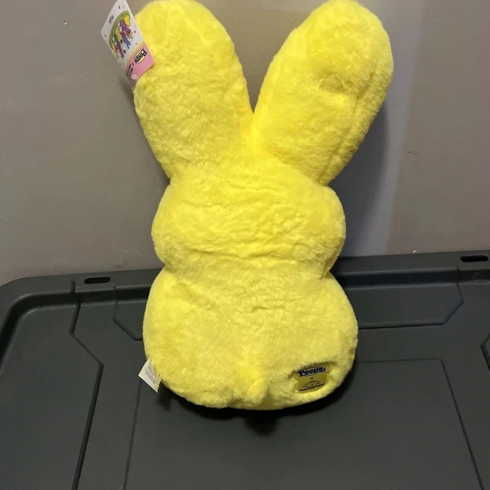 Peeps x Hello Kitty Pompompurin Easter 18 Inch Plush NWT